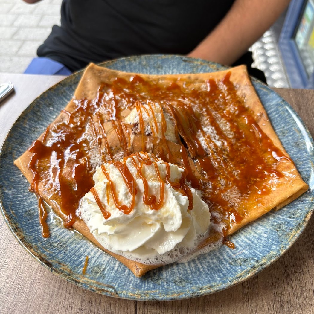 Regiøn (Restaurant, crêperie café & bubble Tea) 1